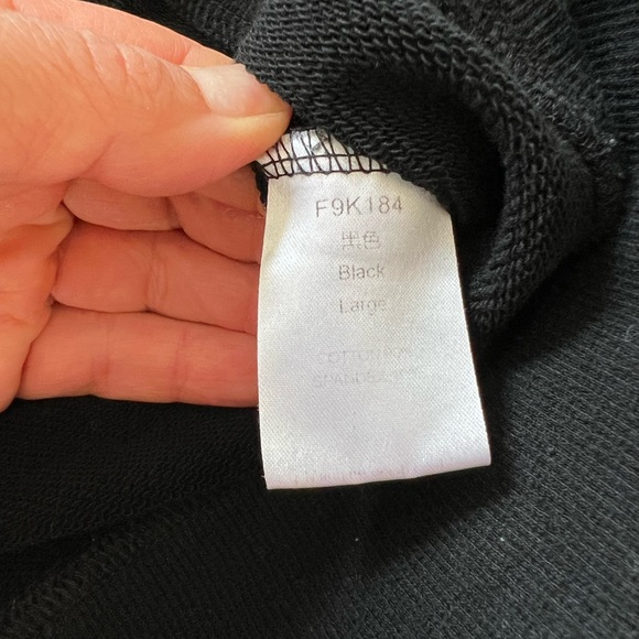 Los Angeles California Black Women’s Sweater - Picture 3 of 4